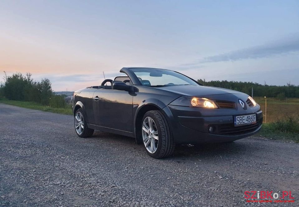 2006' Renault Megane photo #3