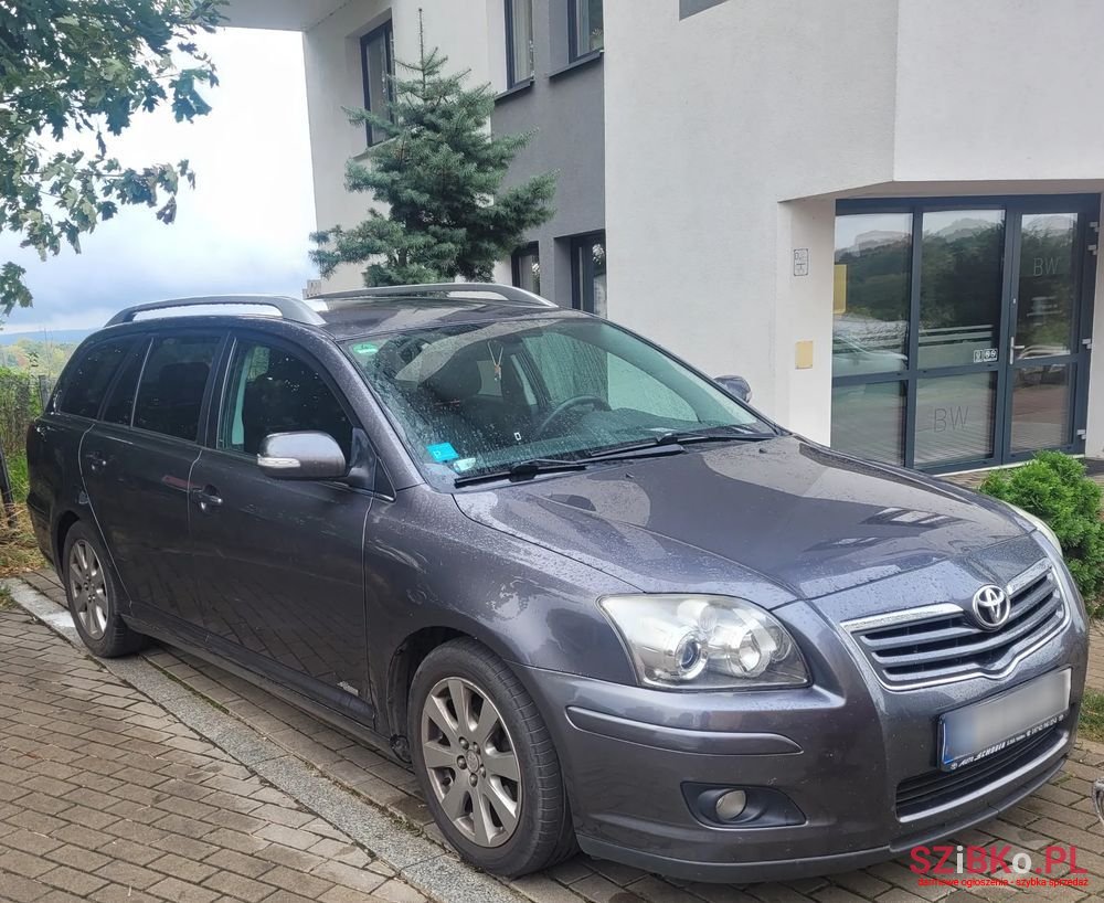 2008' Toyota Avensis 1.8 Vvt-I Combi Sol photo #1