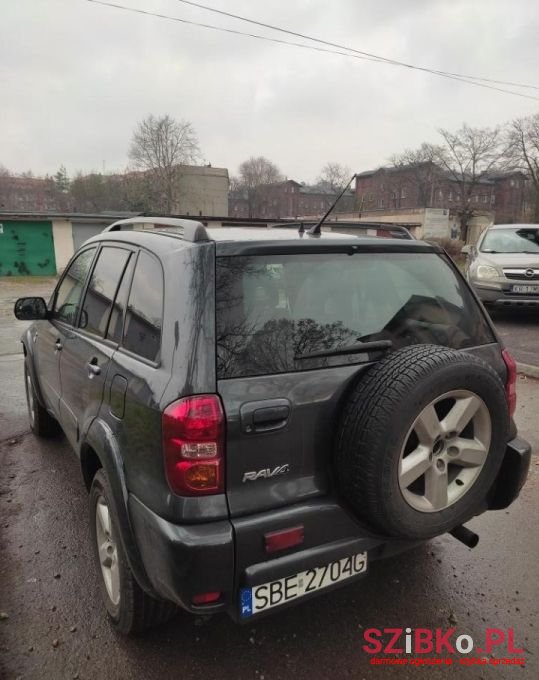 2005' Toyota RAV4 photo #5