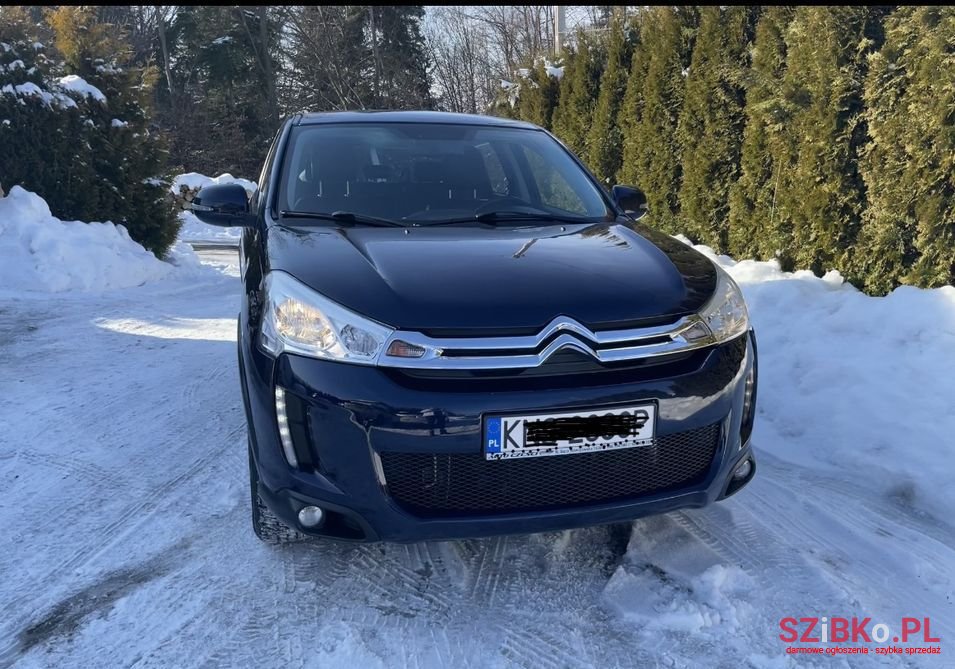 2015' Citroen C4 Aircross photo #3