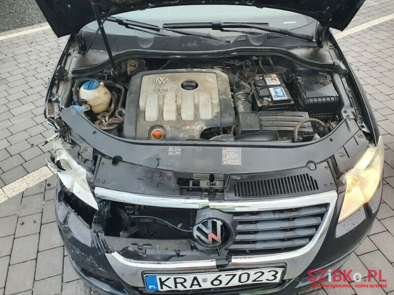 2007' Volkswagen Passat photo #2