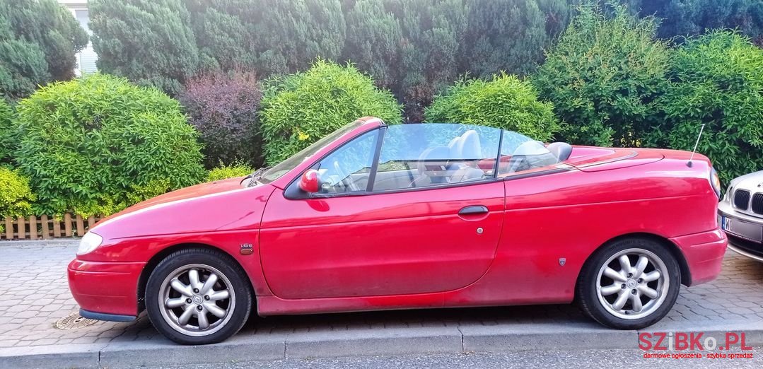 1998' Renault Megane photo #2