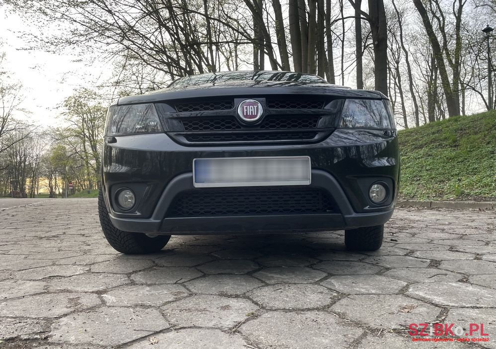 2014' Fiat Freemont photo #4