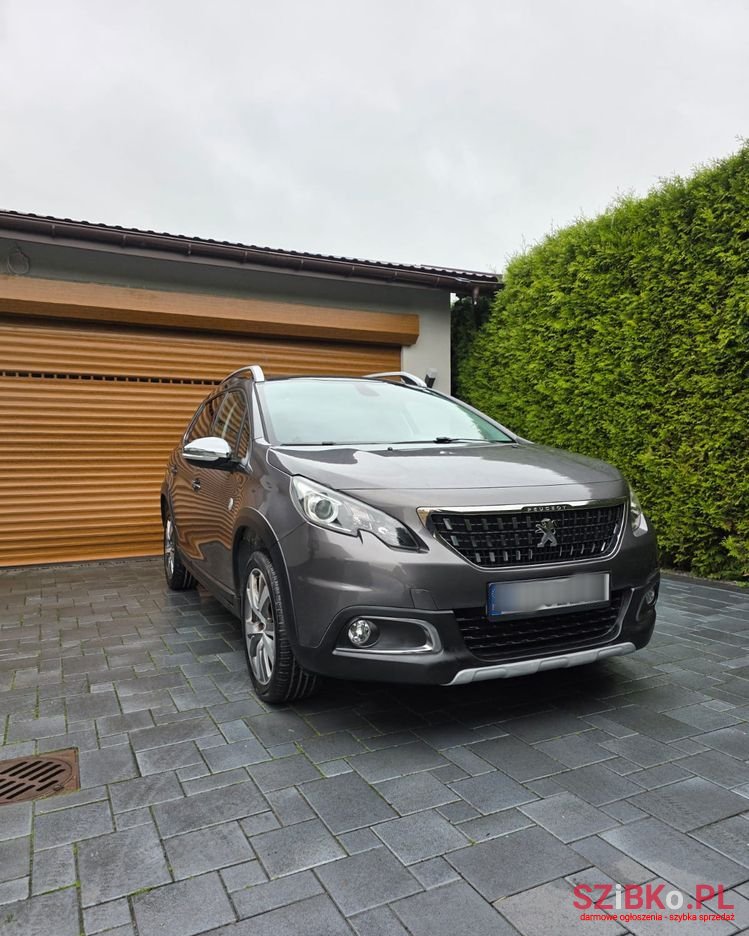 2016' Peugeot 2008 photo #1