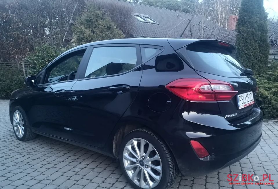 2017' Ford Fiesta photo #3