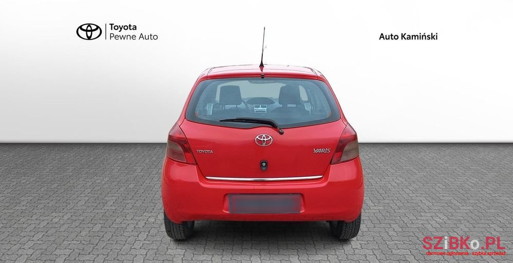 2008' Toyota Yaris photo #6