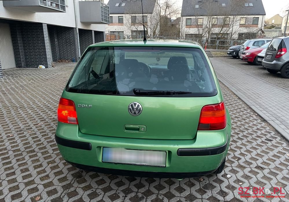 2000' Volkswagen Golf photo #6