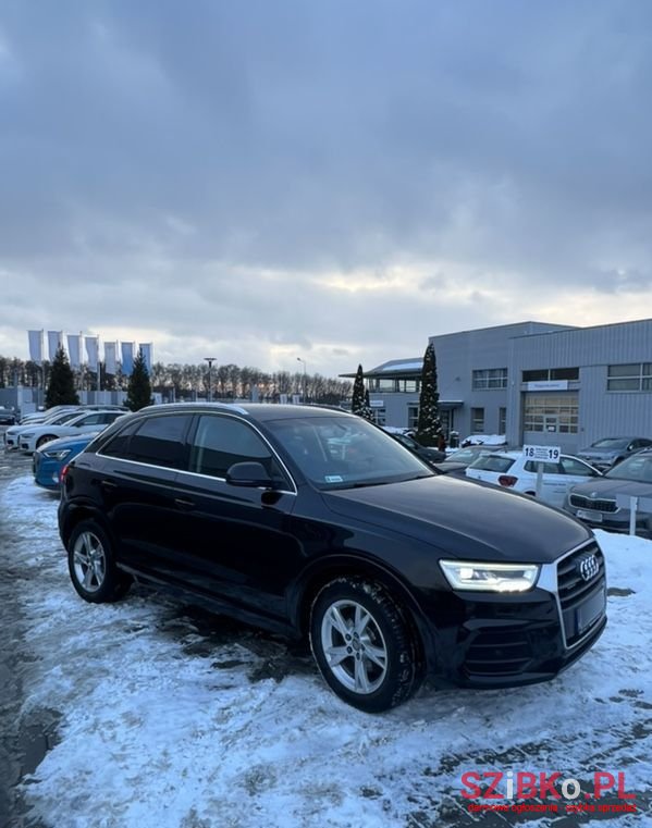 2015' Audi Q3 S Tronic photo #2