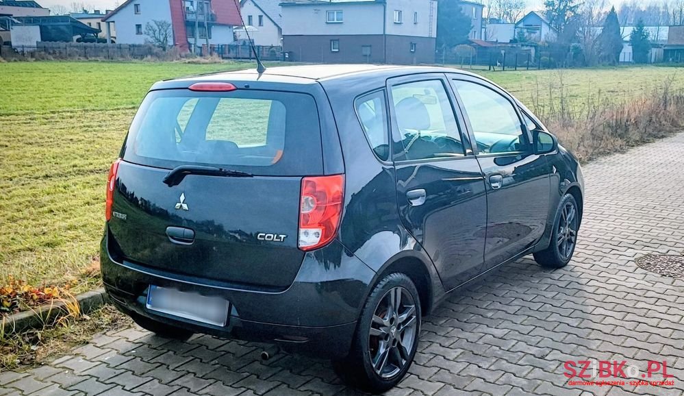 2009' Mitsubishi Colt 1.3 Cleartec Invite photo #2