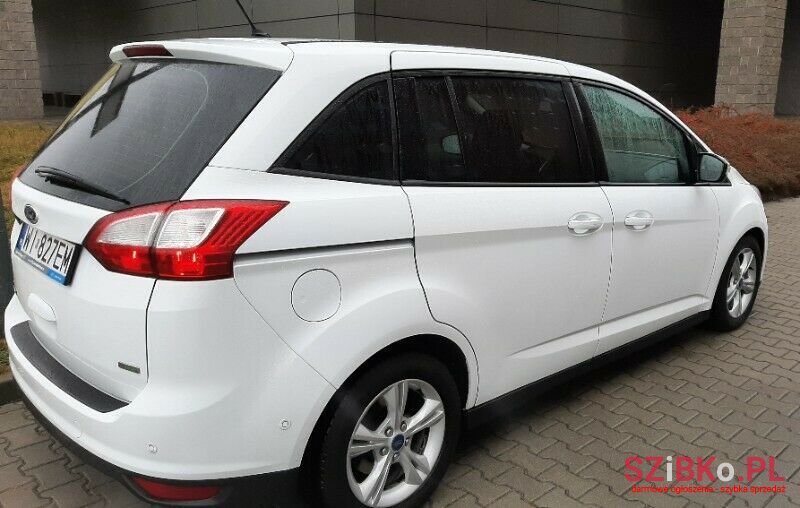 2016' Ford Grand C-MAX photo #5