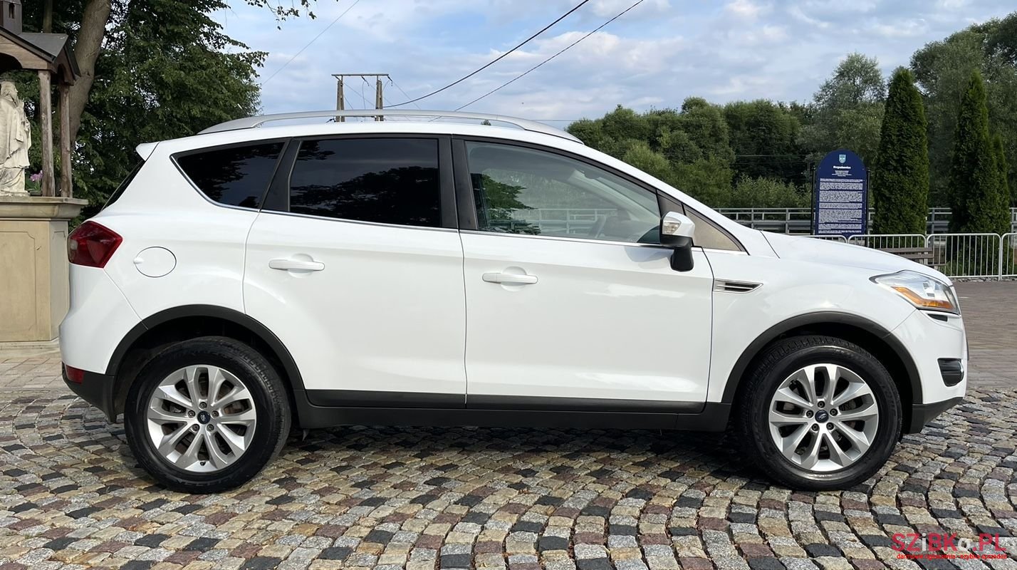 2011' Ford Kuga photo #6