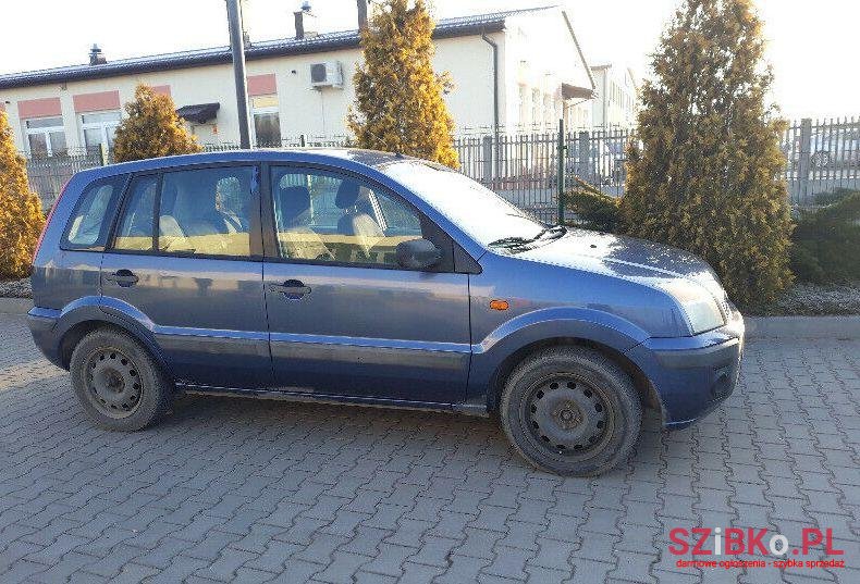 2005' Ford Fusion photo #1