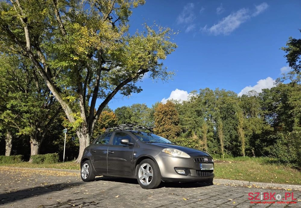 2010' Fiat Bravo photo #1