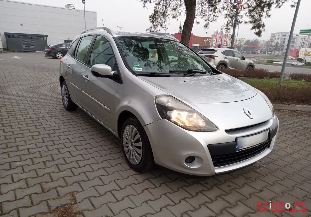 2012' Renault Clio photo #3