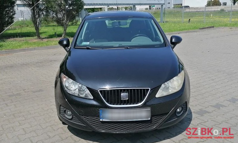 2010' SEAT Ibiza photo #1