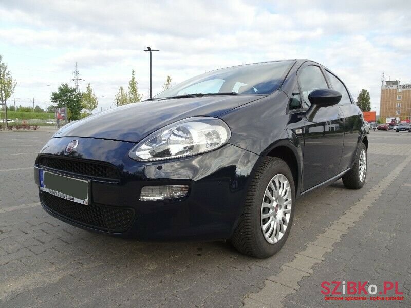 2016' Fiat Punto photo #1