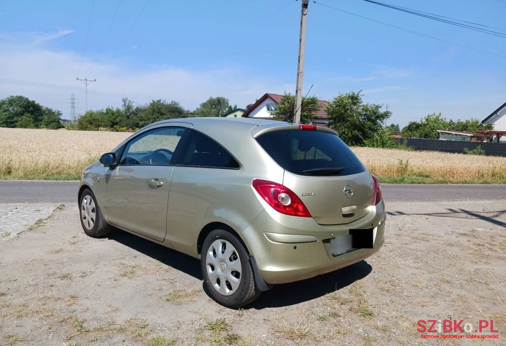 2010' Opel Corsa 1.2 16V Cosmo photo #3