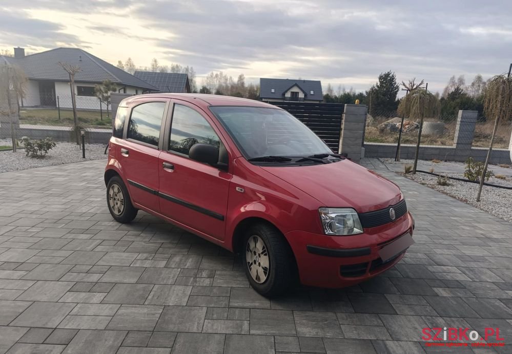 2010' Fiat Panda photo #3