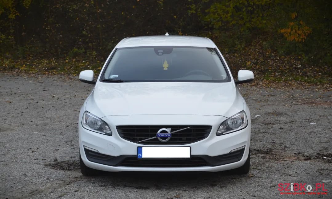 2015' Volvo V60 photo #4