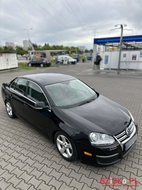 2005' Volkswagen Jetta photo #6