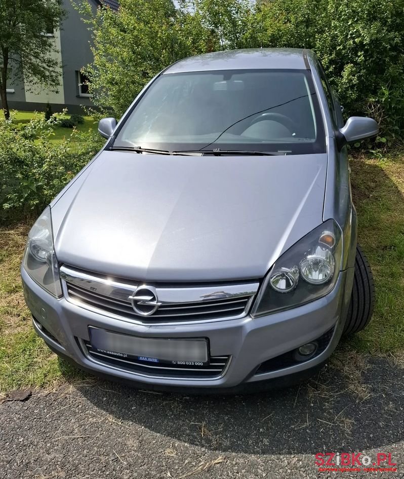 2010' Opel Astra Iii 1.6 photo #1