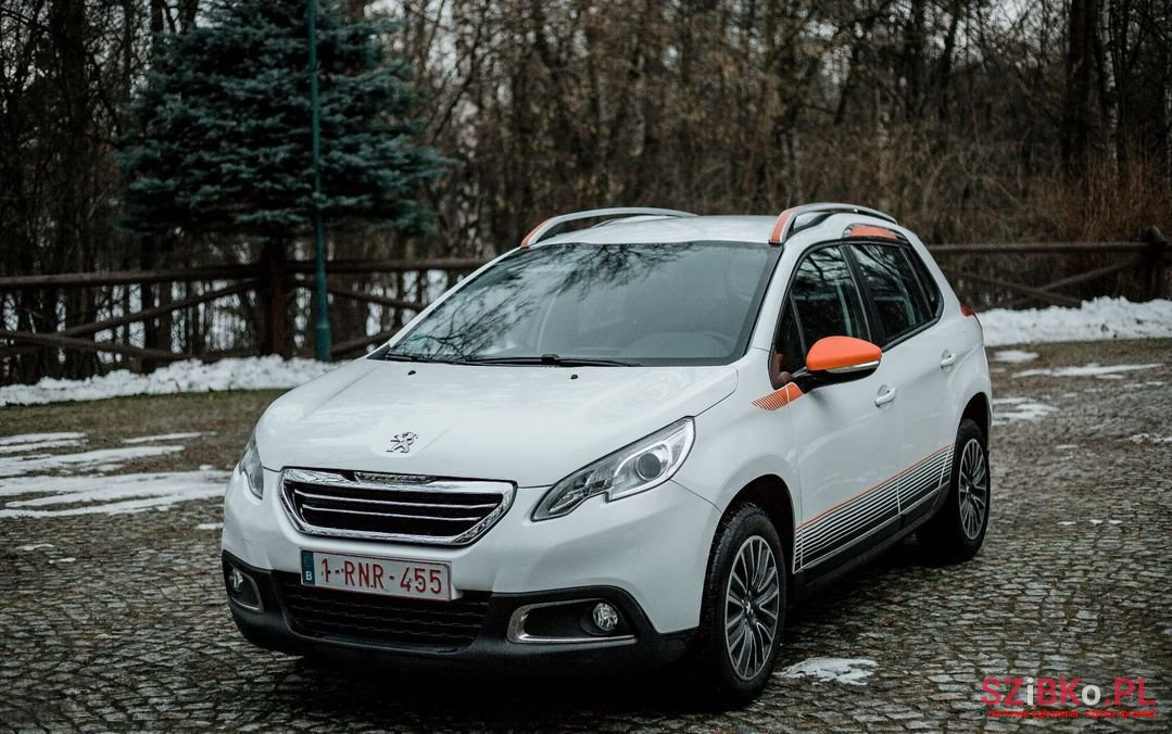 2013' Peugeot 2008 photo #3