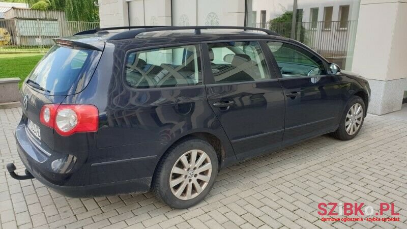 2008' Volkswagen Passat photo #5