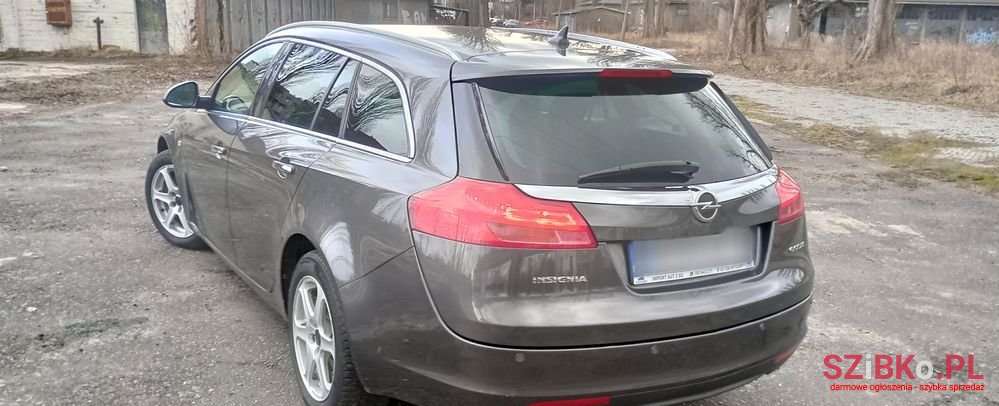 2011' Opel Insignia photo #4