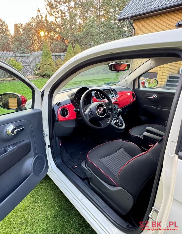 2018' Fiat 500 595 Abarth photo #2