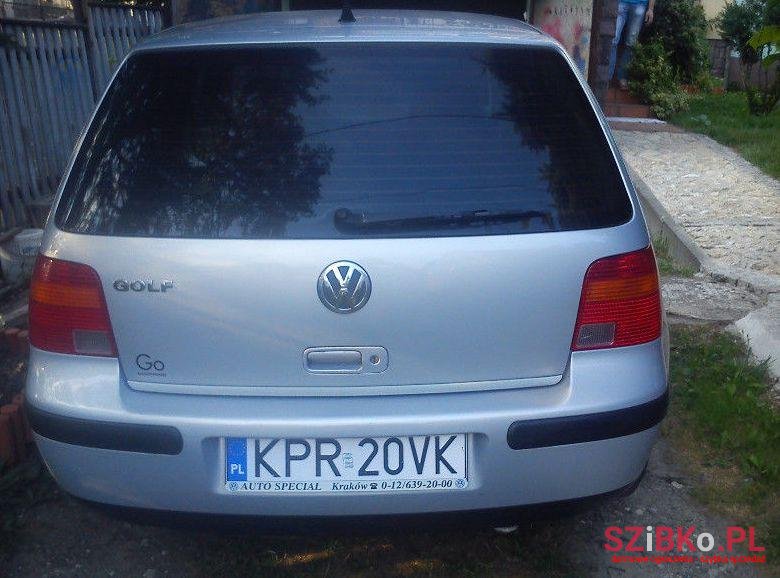 1999' Volkswagen Golf photo #2