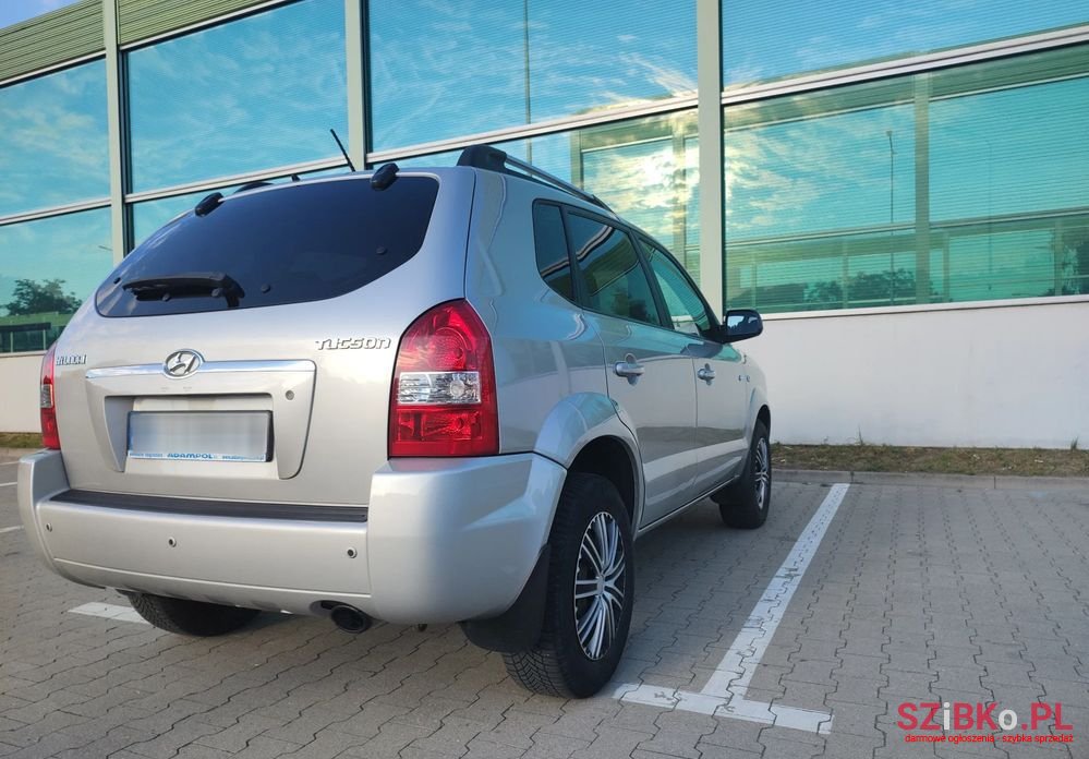 2008' Hyundai Tucson 2.0 4Wd Gls photo #4