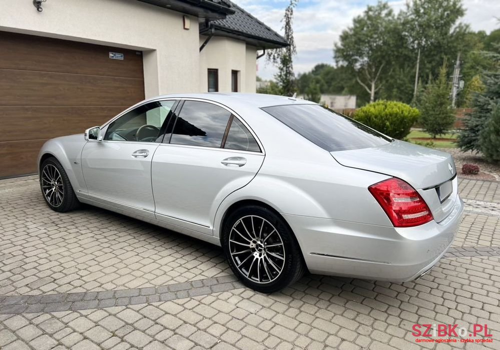 2010' Mercedes-Benz S-Class photo #6