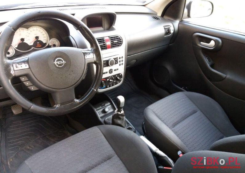 2004' Opel Corsa photo #2