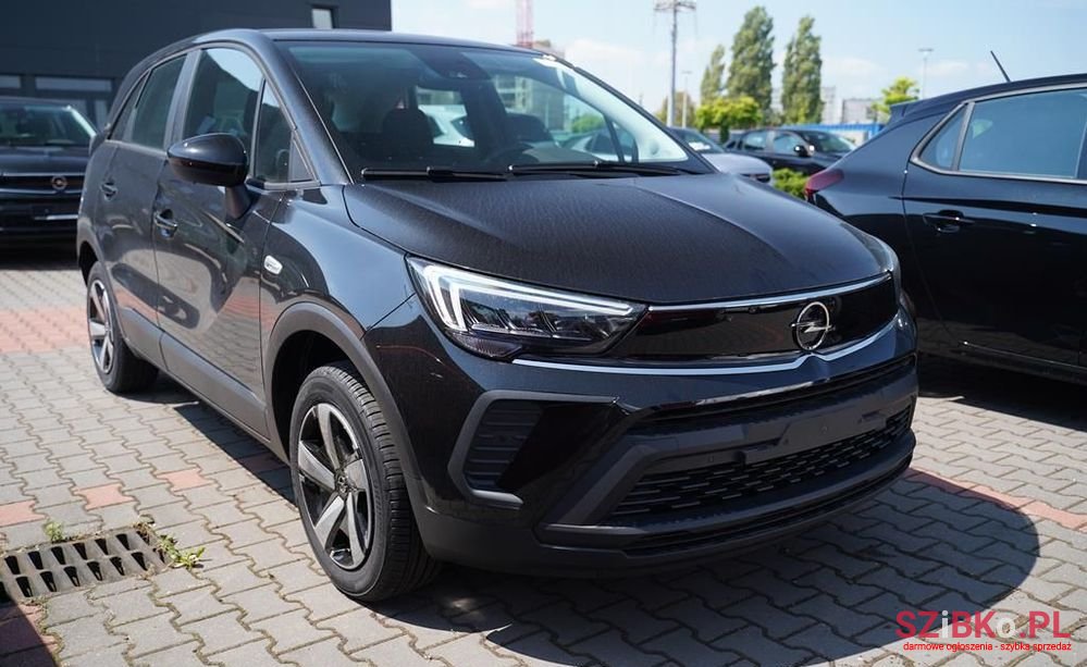 2024' Opel Crossland X photo #2