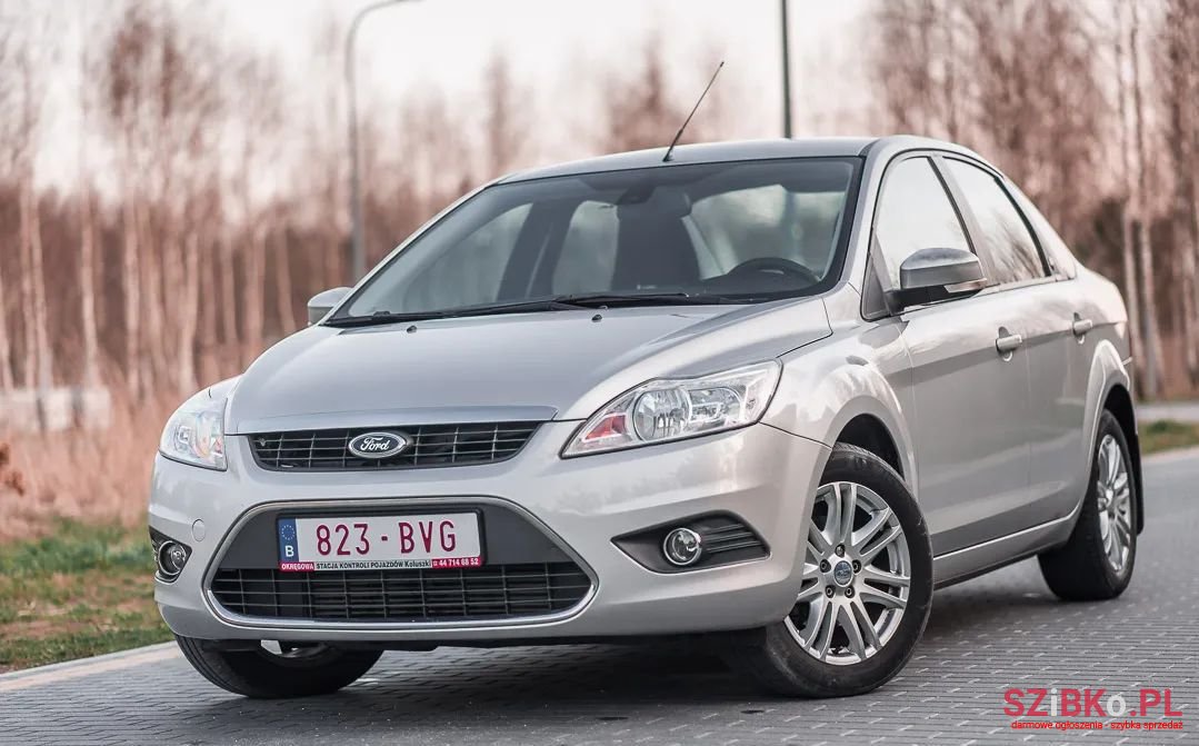 2008' Ford Focus photo #2