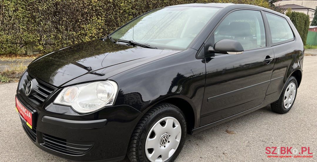 2006' Volkswagen Polo photo #2