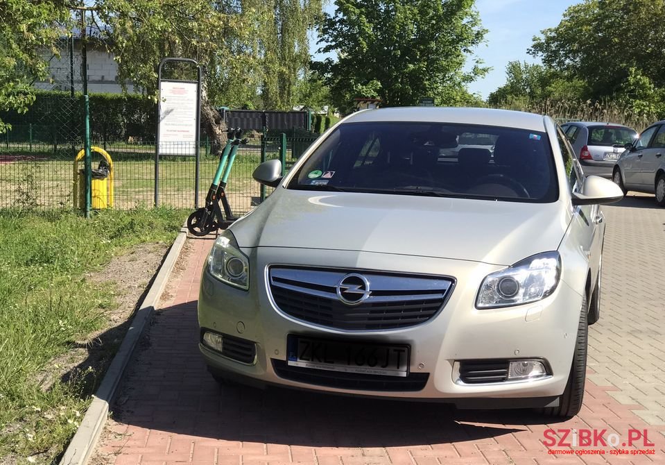 2012' Opel Insignia photo #1