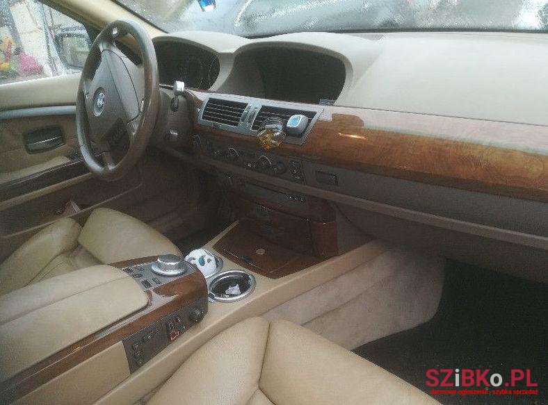 2004' BMW Seria 7 photo #1