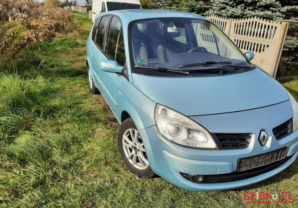 2007' Renault Grand Scenic photo #1
