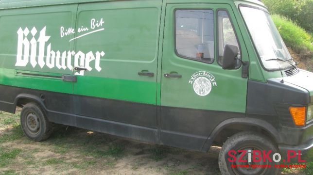 1985' Mercedes-Benz photo #1