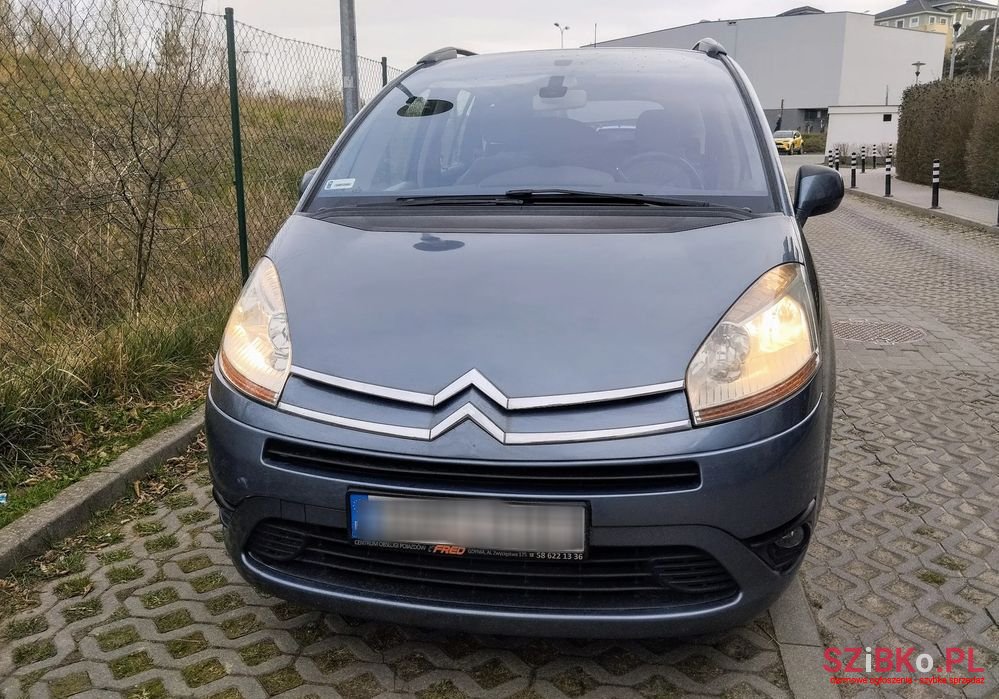 2008' Citroen C4 Picasso photo #2