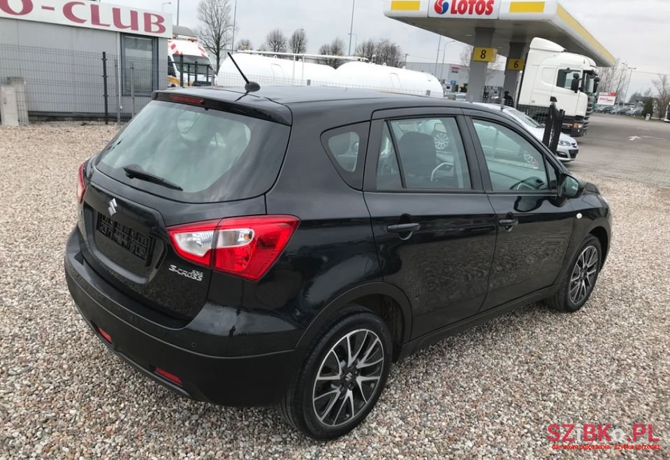 2015' Suzuki Sx4 S-Cross photo #5