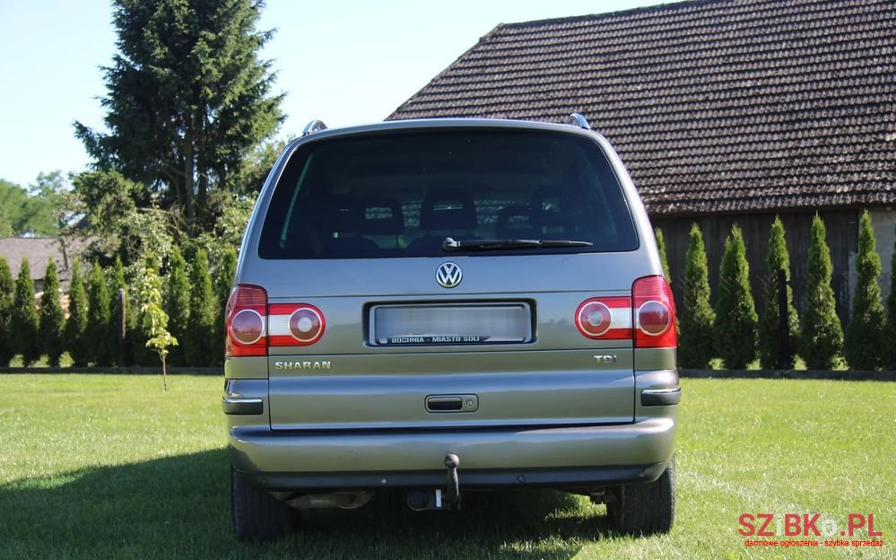 2007' Volkswagen Sharan 1.9 Tdi Comfortline Tiptr photo #3