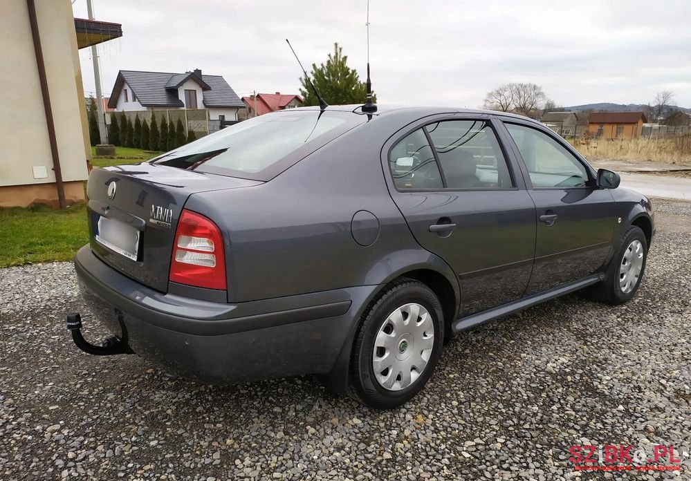 2007' Skoda Octavia 1.9 Tdi Tour photo #4