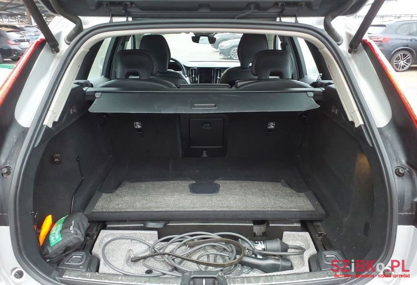 2023' Volvo Xc 60 photo #2