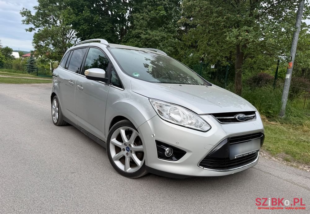 2012' Ford Grand C-MAX photo #1
