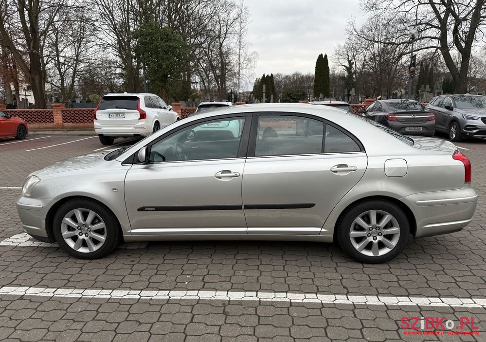 2003' Toyota Avensis 1.8 Vvt-I Sol photo #5