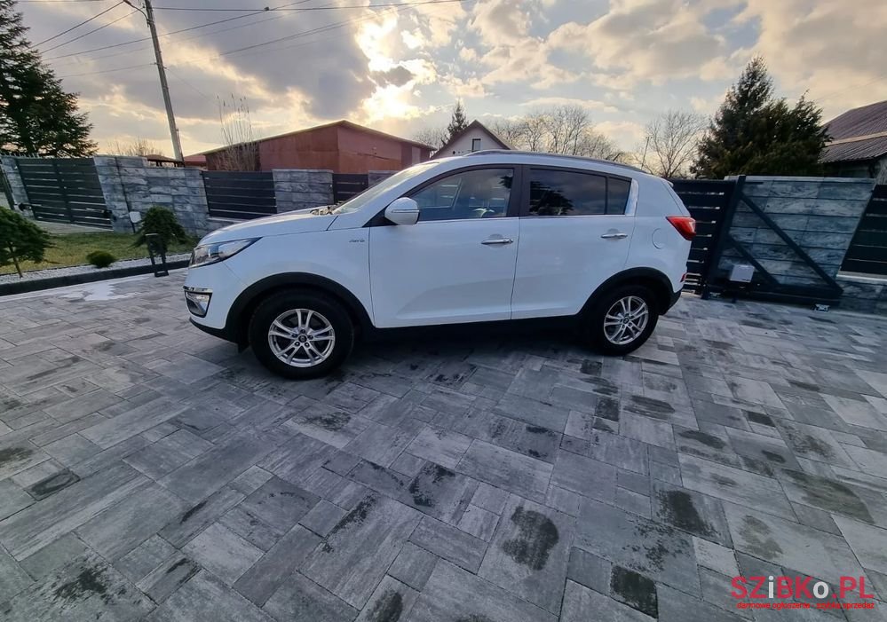 2011' Kia Sportage photo #3