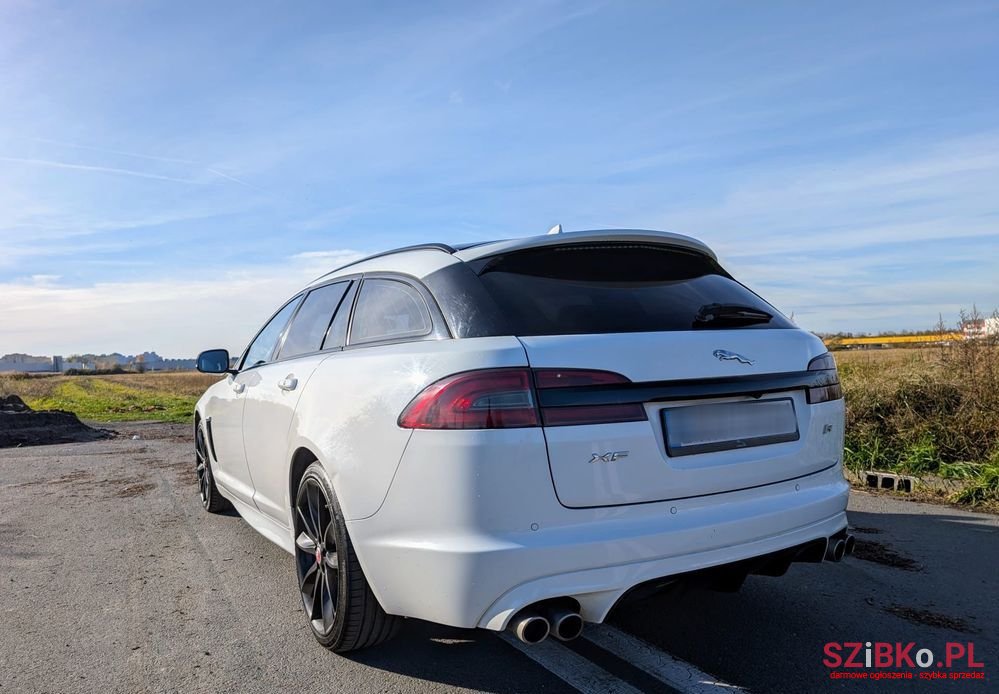 2014' Jaguar XF 2.2 D R-Sport photo #4