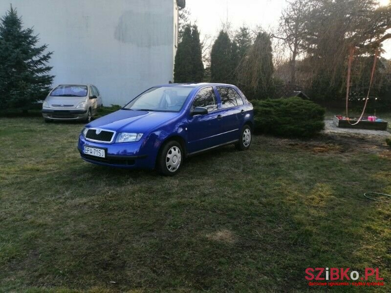 2003' Skoda Fabia photo #2